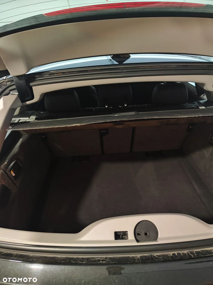 BMW Seria 5 525d Luxury Line - 25