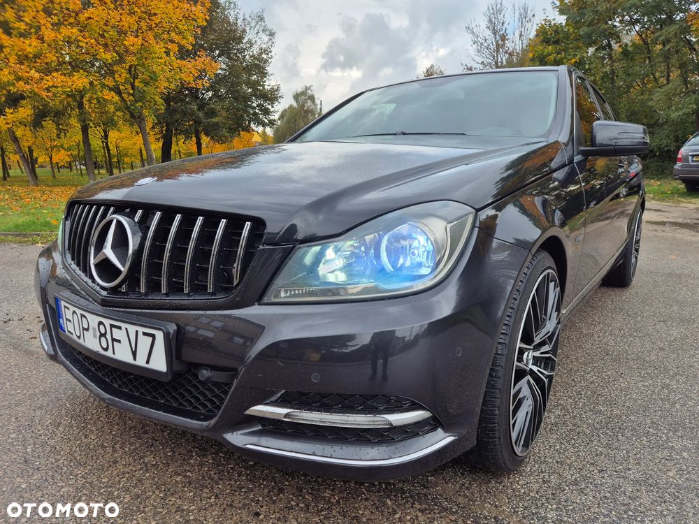 Mercedes-Benz Klasa C 180 BlueEFFICIENCY Avantgarde - 21