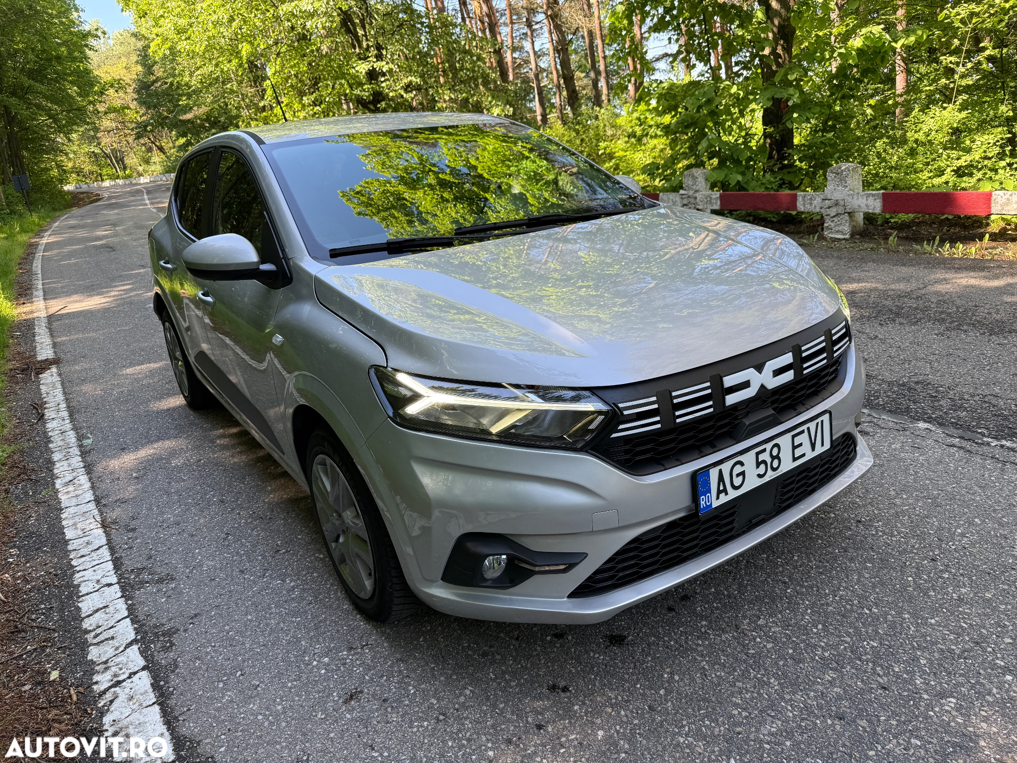 Dacia Sandero TCe 100 Comfort - 8