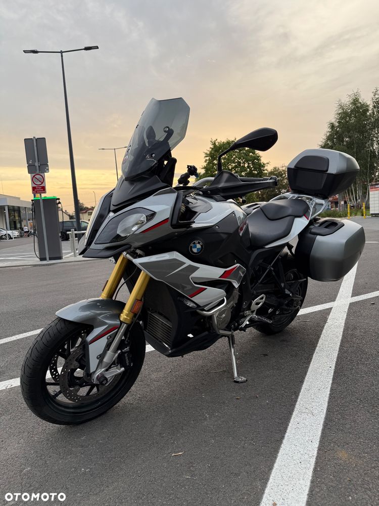 BMW XR - 1