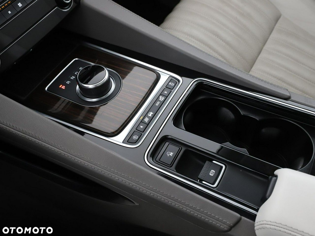 Jaguar F-Pace 2.0 i4D AWD Prestige - 33
