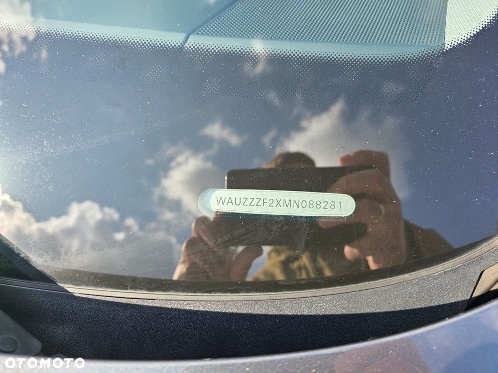 Audi A6 Avant 55 TFSI e quattro S tronic sport - 10