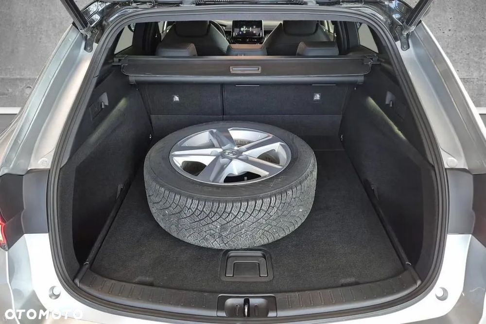 Toyota Corolla 1.8 Hybrid Club - 22