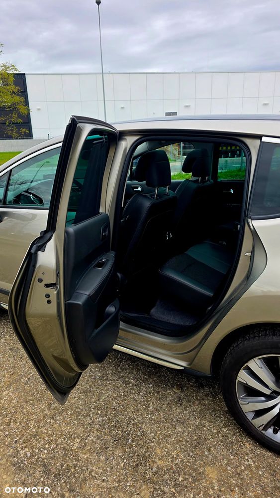 Peugeot 3008 2.0 HDi Allure - 16