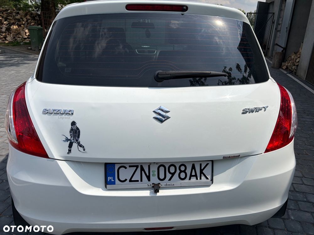Suzuki Swift - 6