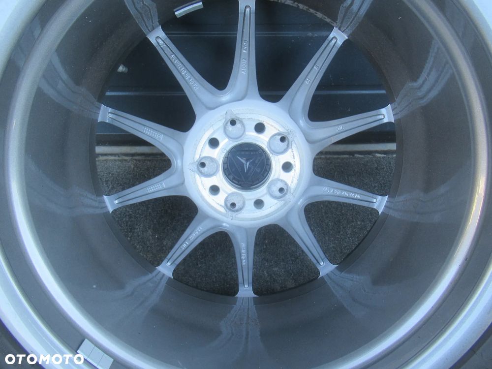 FELGI ALUMINIOWE OPONY MERCEDES E-KLASA W212 AMG 9.5Jx19H2 ET52 ET25 A2134014600 A2134012600 265/40/R19 - 30