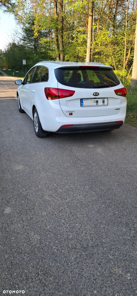Kia Ceed Cee'd 1.6 GDI Business Line - 3