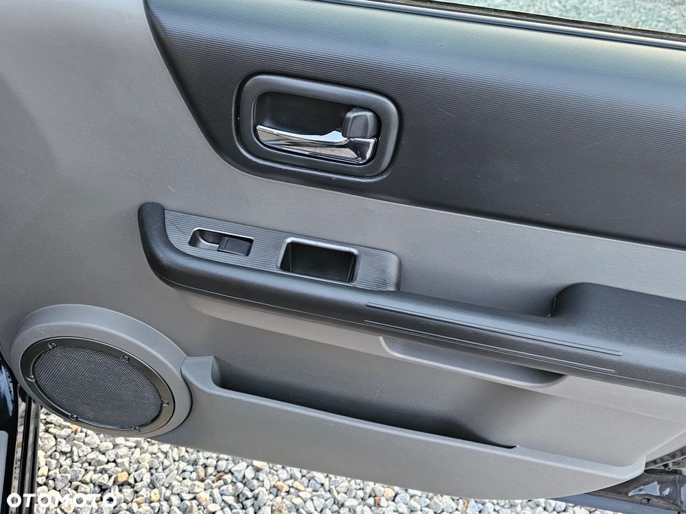 Nissan X-Trail 2.0 4x2 Comfort - 17