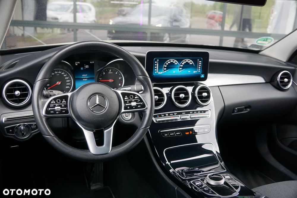 Mercedes-Benz Klasa C 200 d 9G-TRONIC - 34