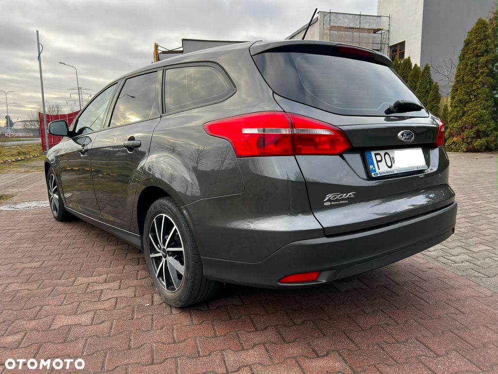 Ford Focus 1.5 TDCi Trend - 12