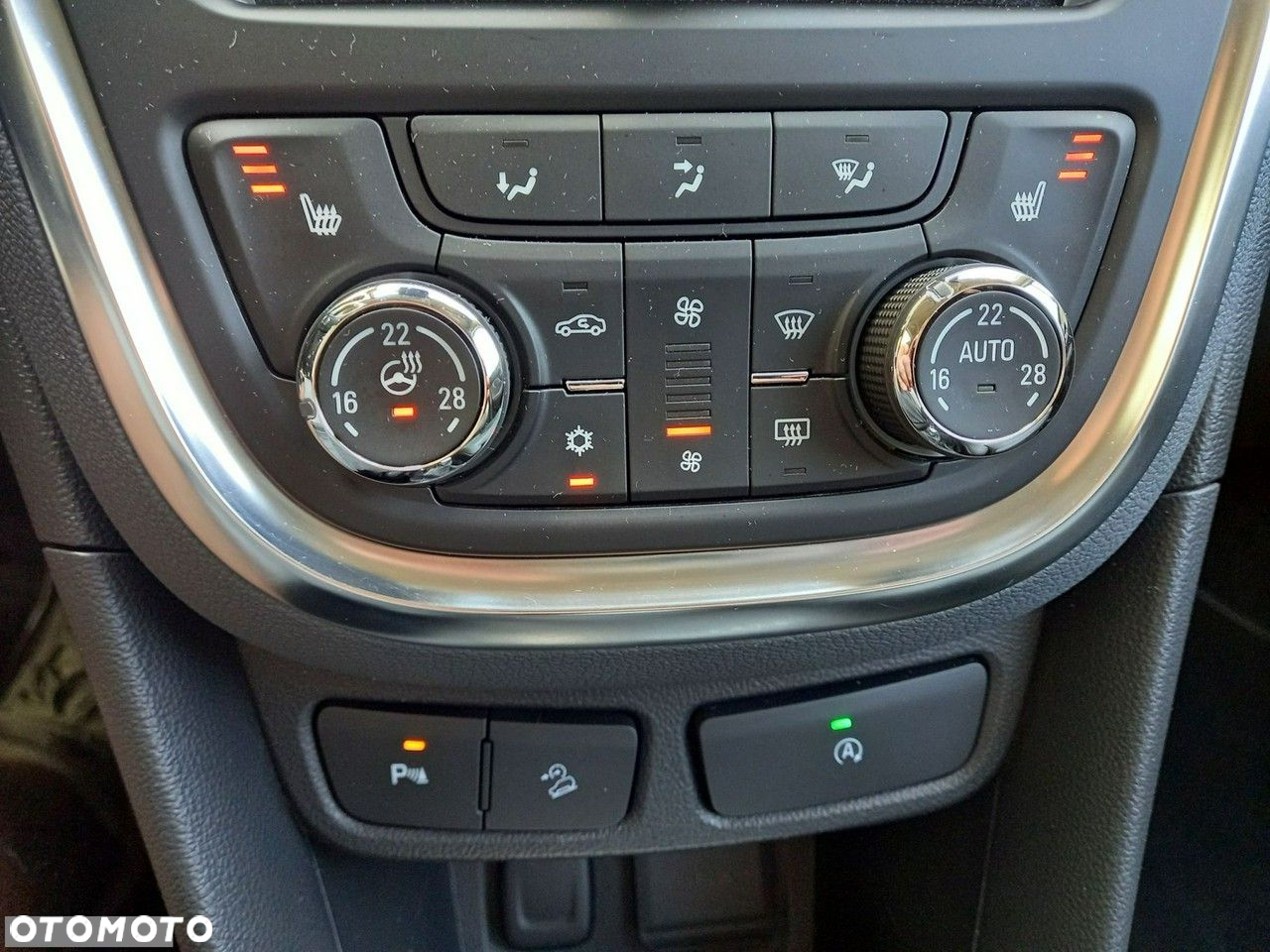 Opel Mokka 1.6 CDTI Cosmo S&S 4x4 - 36