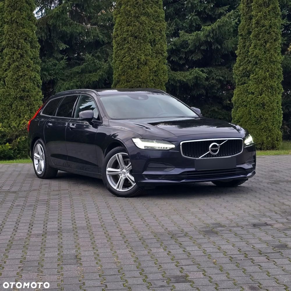 Volvo V90 D3 Momentum Pro - 2