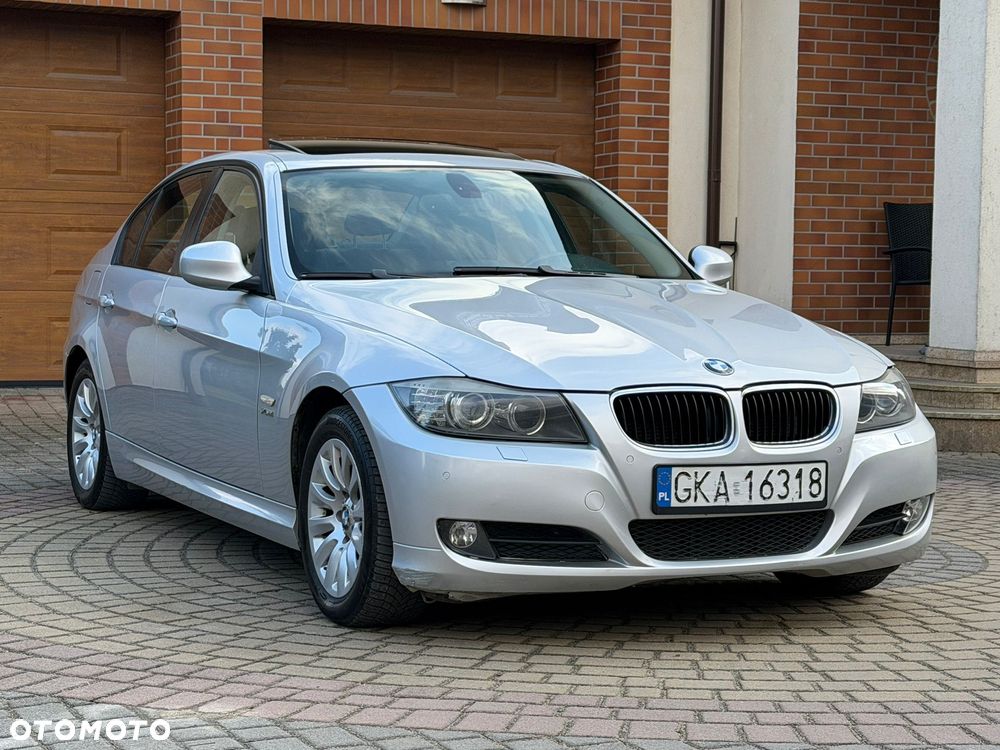 BMW Seria 3 320d xDrive DPF - 9