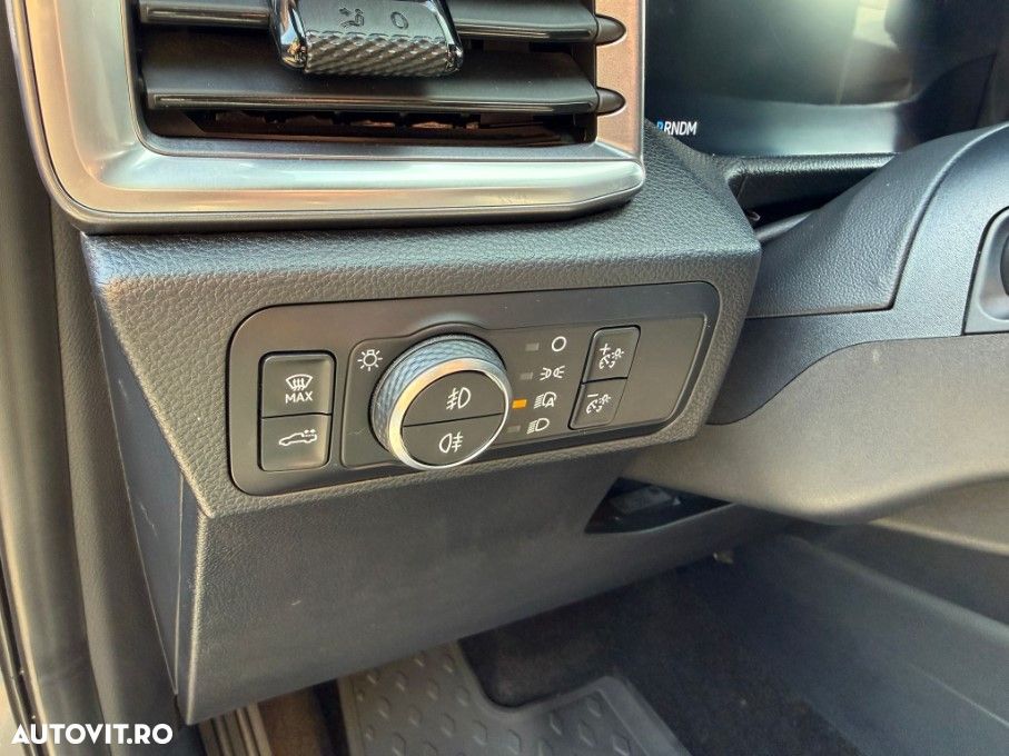 Volkswagen Amarok 3.0 TDI 241 CP 4M 10AT Aventura - 17
