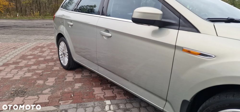 Ford Mondeo 2.0 FF Titanium - 34