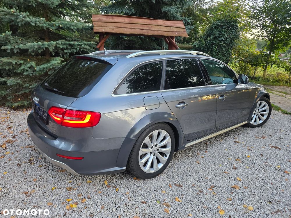 Audi A4 Allroad 2.0 TDI Quattro S tronic - 14