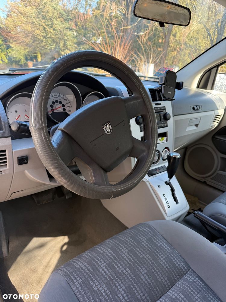Dodge Caliber 2.0 SXT - 8