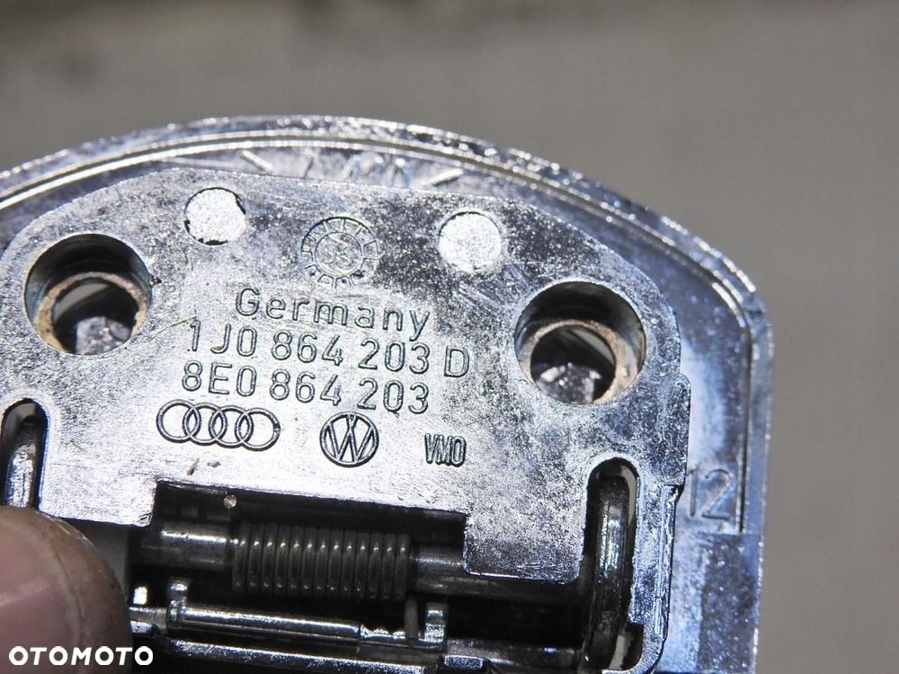 UCHWYT MOCOWANIE BAGAŻNIKA VW GOLF V PLUS 1J0864203D 8E0864203 - 5