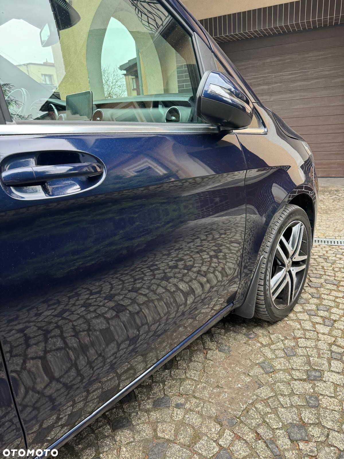 Mercedes-Benz Klasa V 250 d 4-Matic Exclusive 7G-Tronic - 11