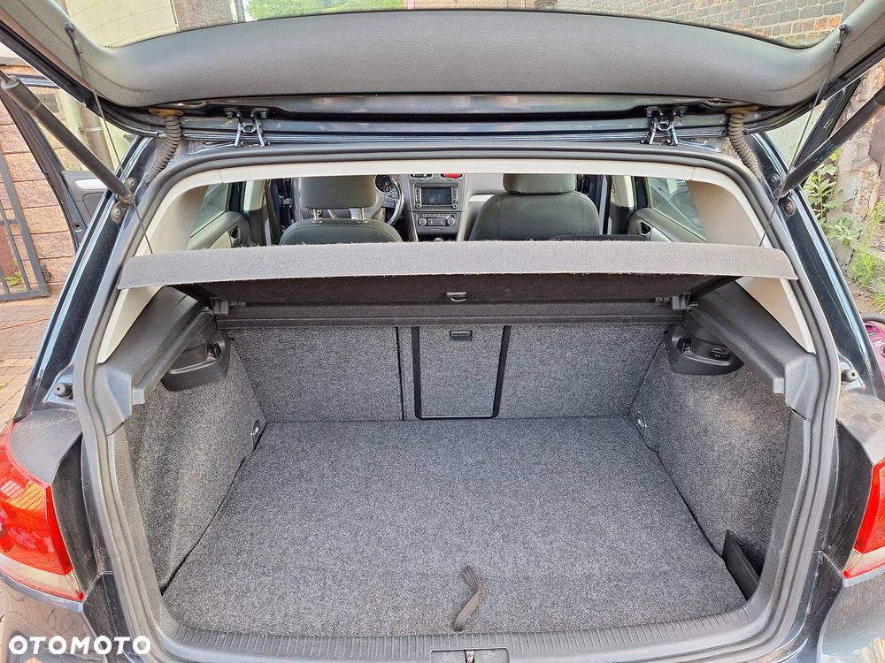 Volkswagen Golf 1.4 TSI Highline - 27