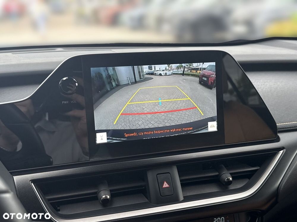 Lexus UX 250h GPF Business 2WD - 16