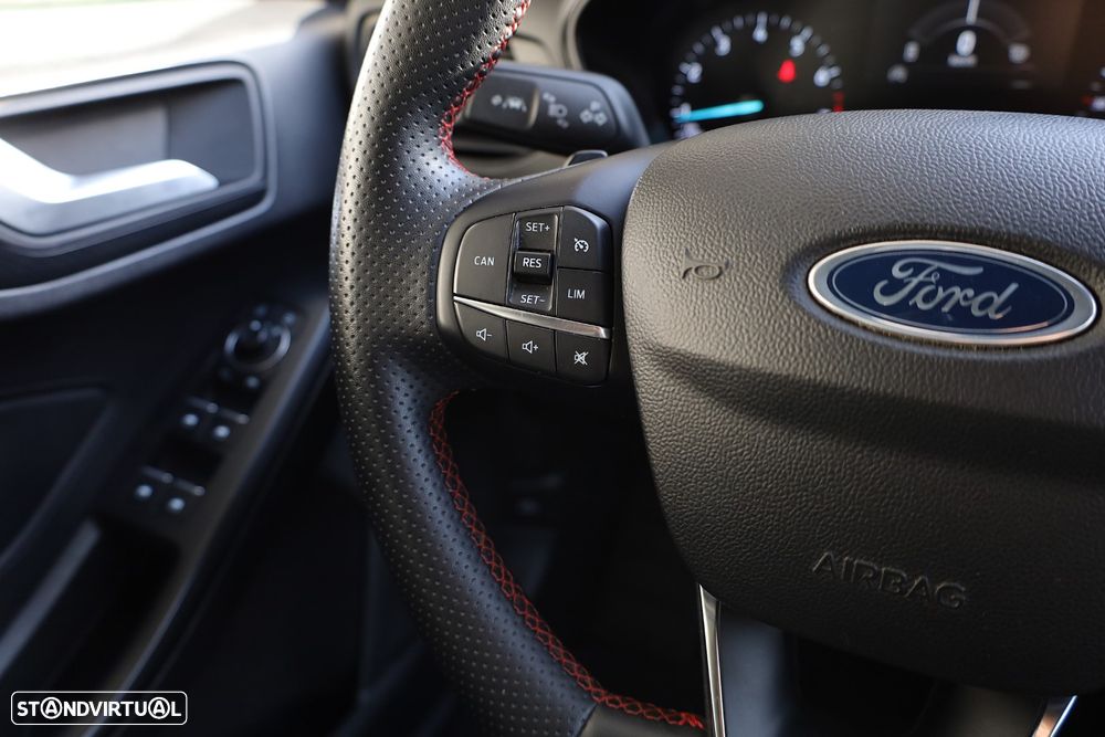 Ford Focus SW 1.0 EcoBoost MHEV ST-Line Aut. - 17