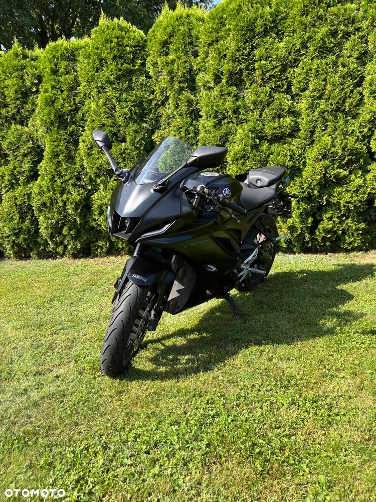 Yamaha YZF - 2