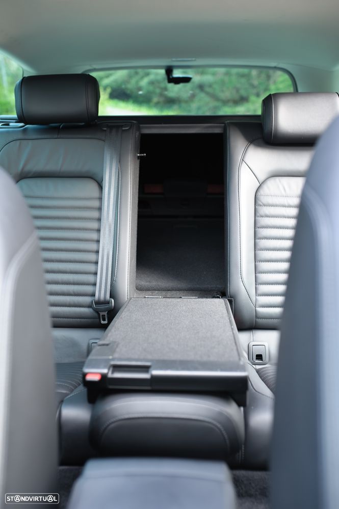 VW Passat Variant - 26