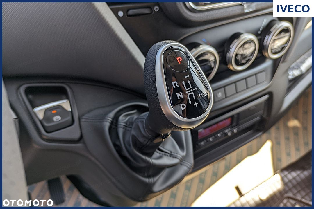 Iveco Daily 70C18 Hi-Matic Zabudowa 15EP 3.0 180KM - 29