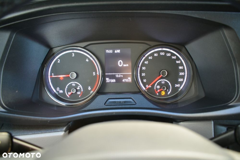 Volkswagen TRANSPORTER T6.1 BRYGADÓWKA LONG - 31