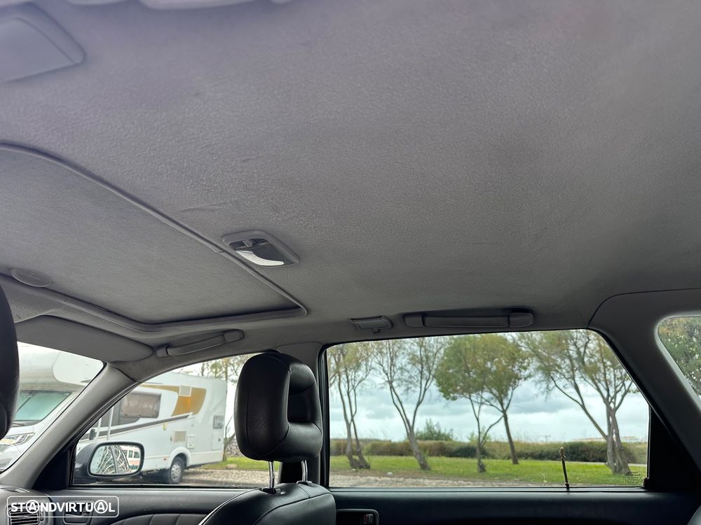 Toyota Avensis SW 2.0 D4D Terra - 21