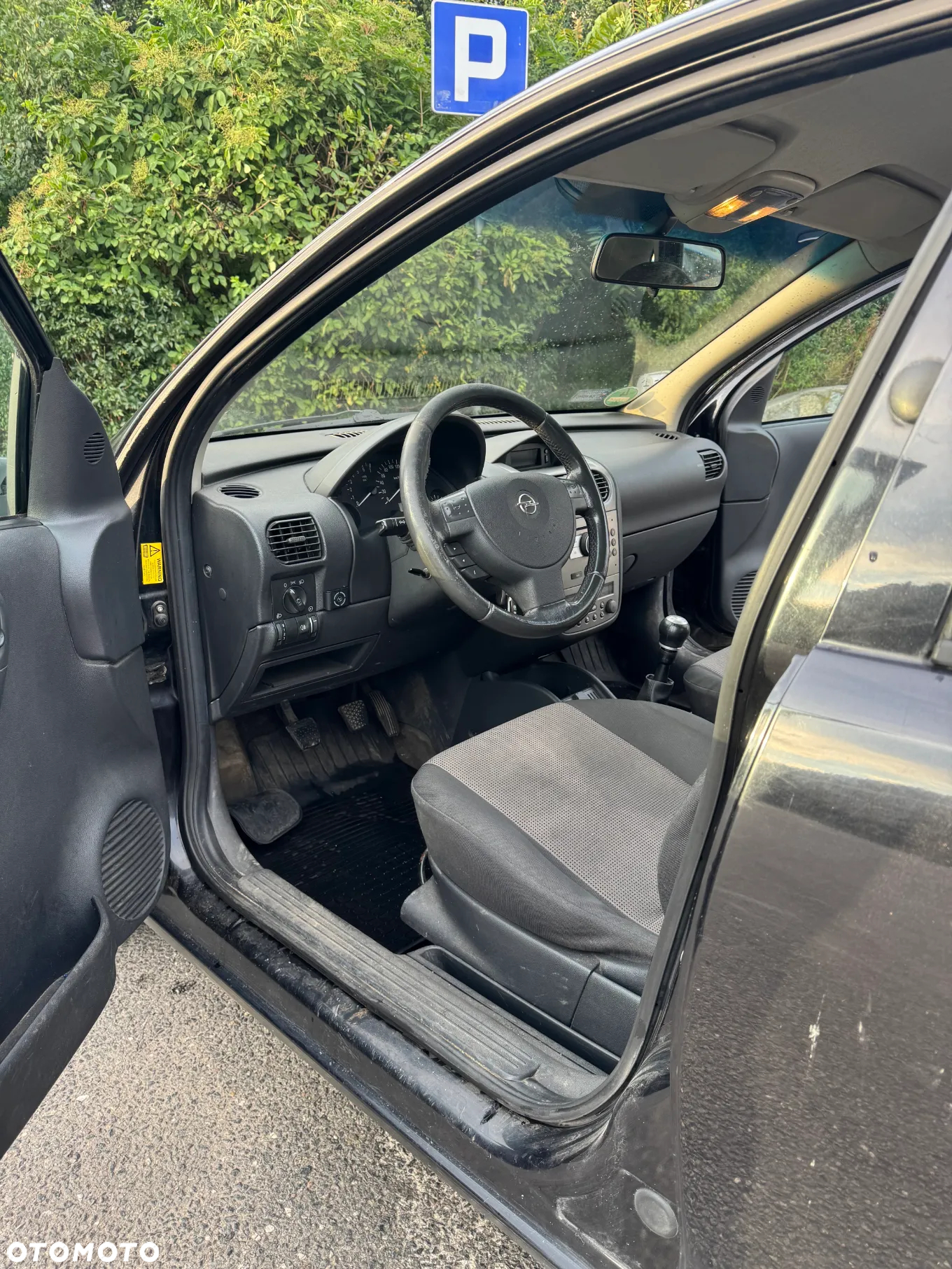 Opel Corsa 1.8 16V Enjoy - 11
