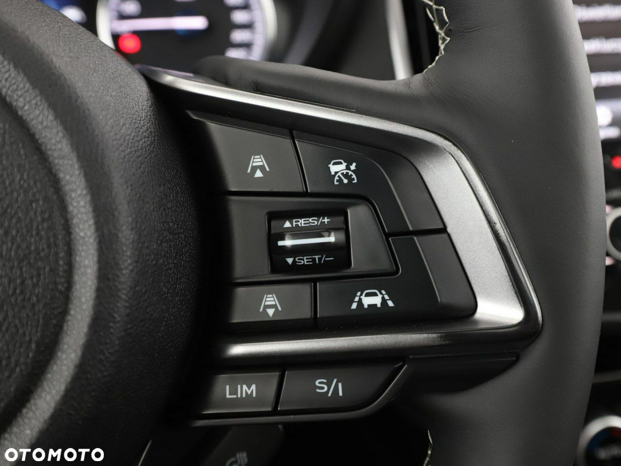 Subaru Forester 2.0 i Platinum Lineartronic - 30