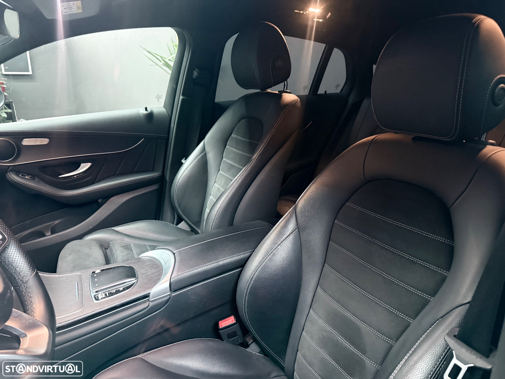 Mercedes-Benz GLC 300 Coupe de 4Matic 9G-TRONIC Edition AMG Line - 9