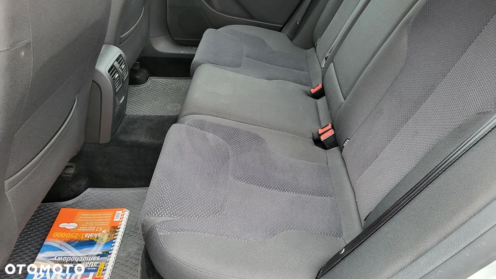 Volkswagen Passat Variant 2.0 TDI Comfortline - 15