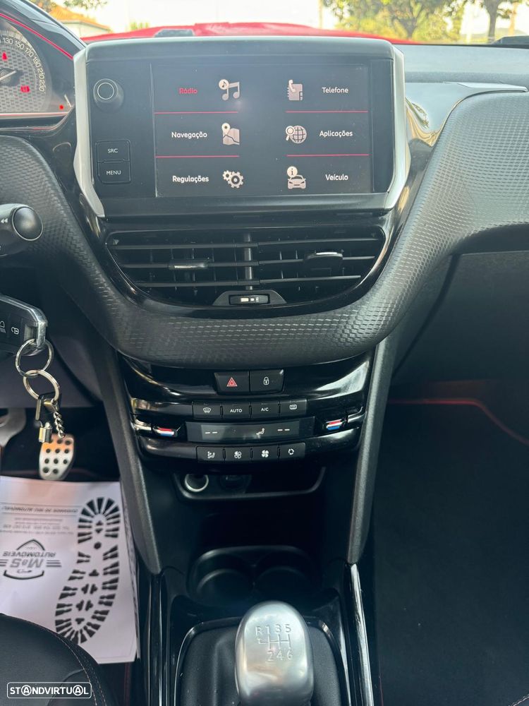 Peugeot 2008 PureTech 130 Stop&Start GT-Line Edition - 18