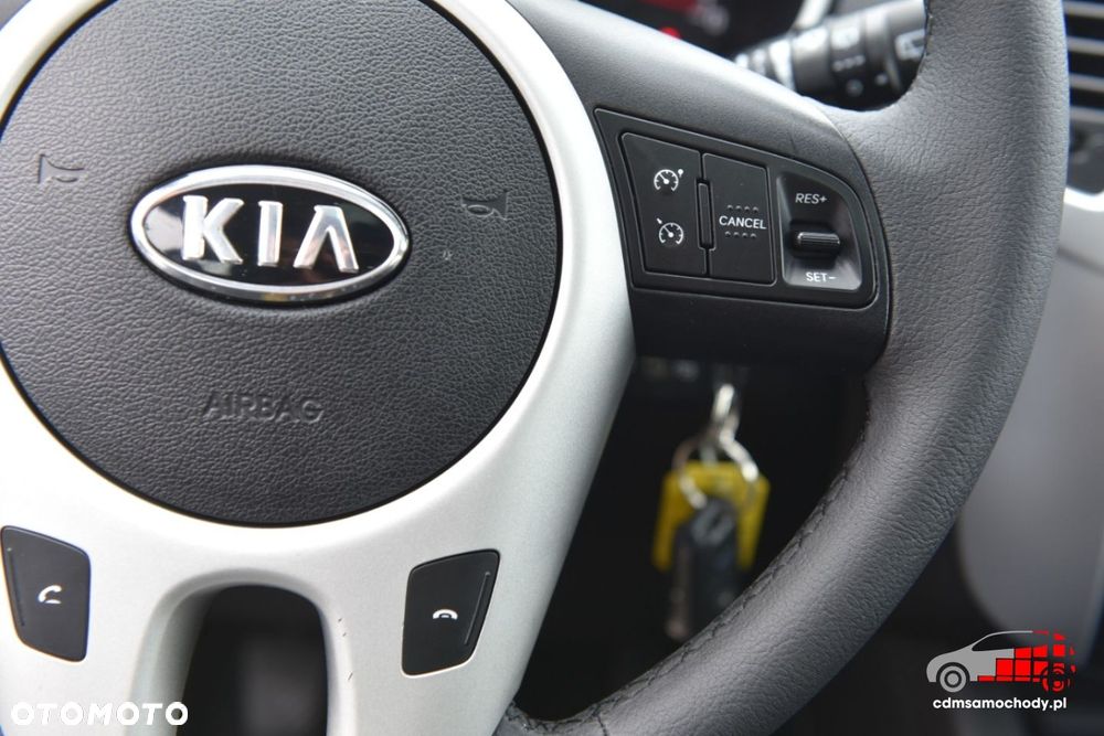 Kia Venga - 31