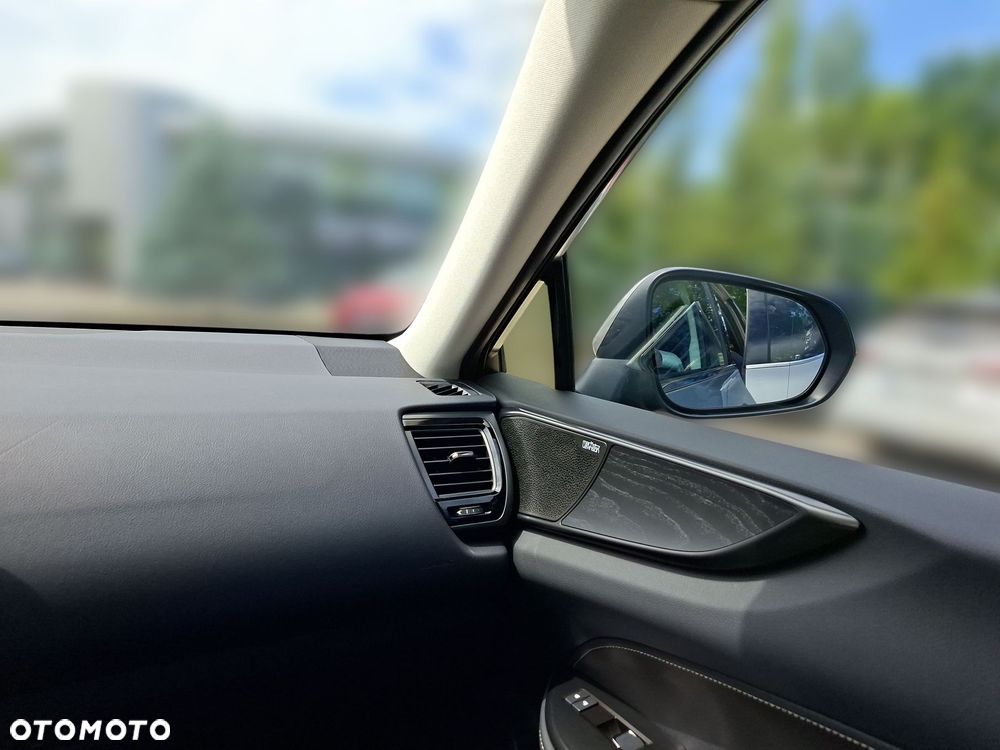 Lexus NX 350h Omotenashi AWD - 28