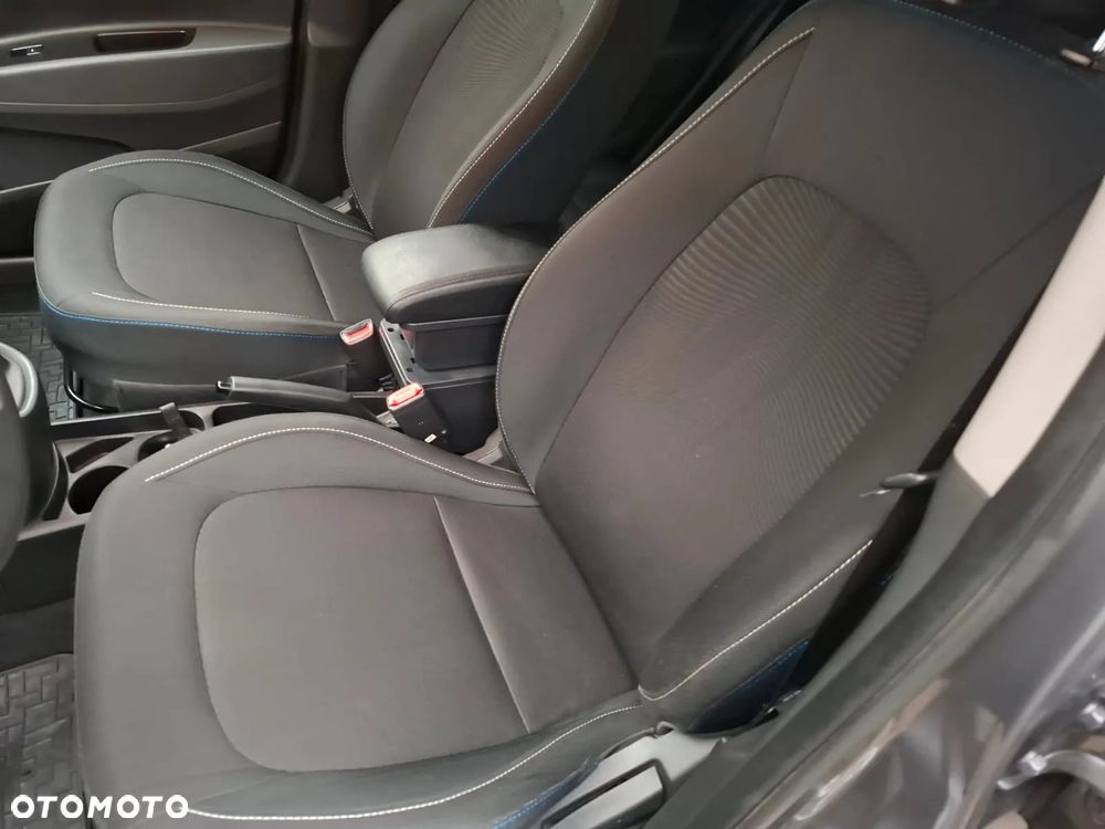 Hyundai i10 1.0 BlueDrive Black Line - 12