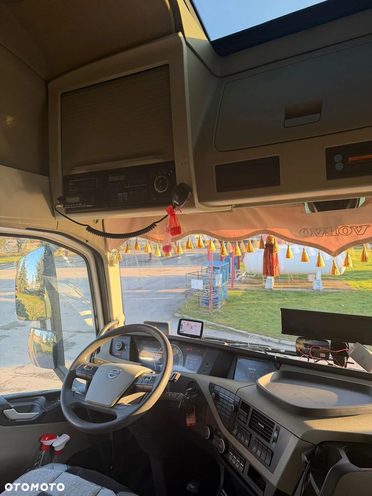 Volvo FH - 18