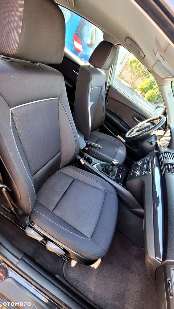 BMW Seria 1 118i Edition Sport - 10