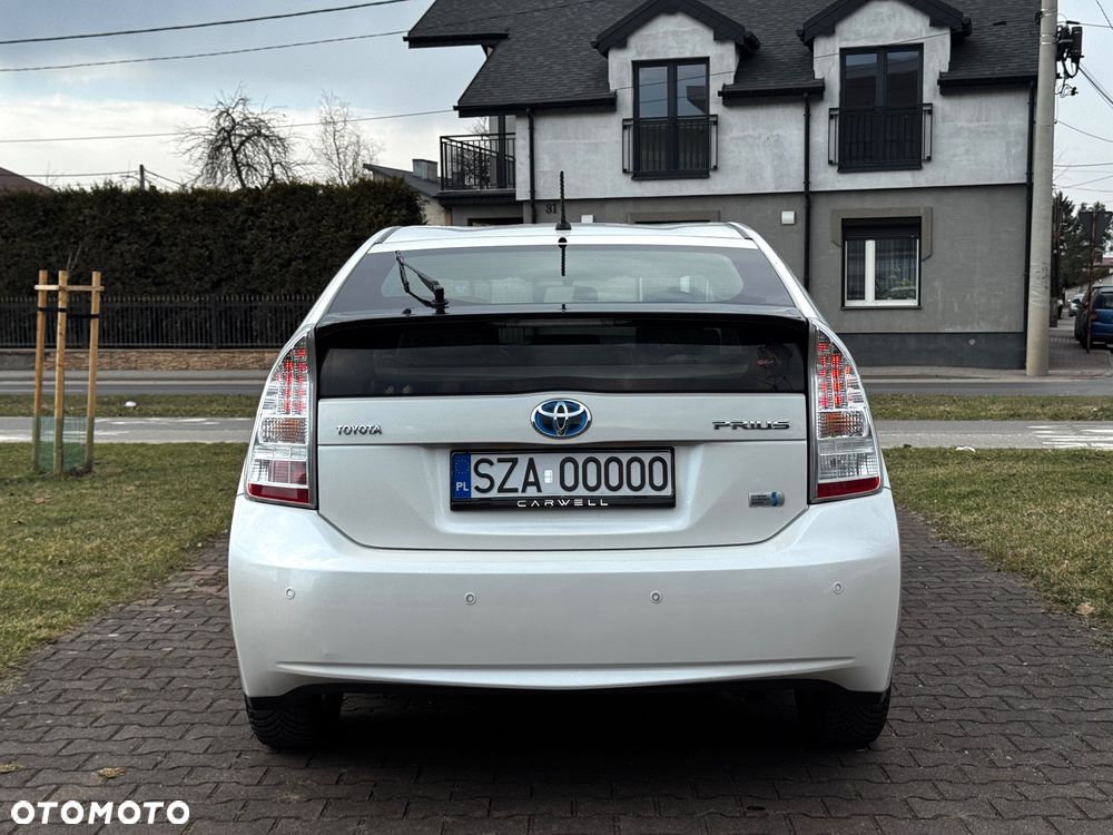 Toyota Prius - 6