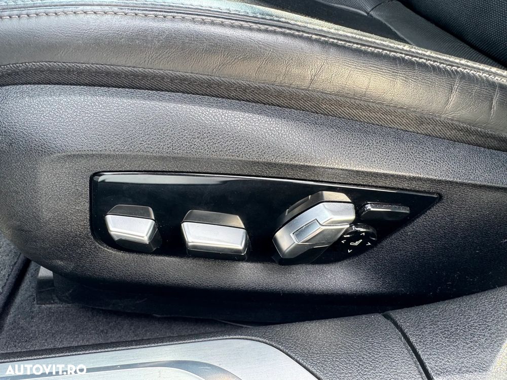 BMW Seria 7 740e iPerformance - 19