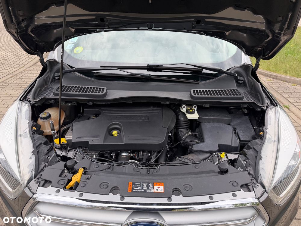 Ford Kuga 2.0 TDCi 2x4 Titanium - 36