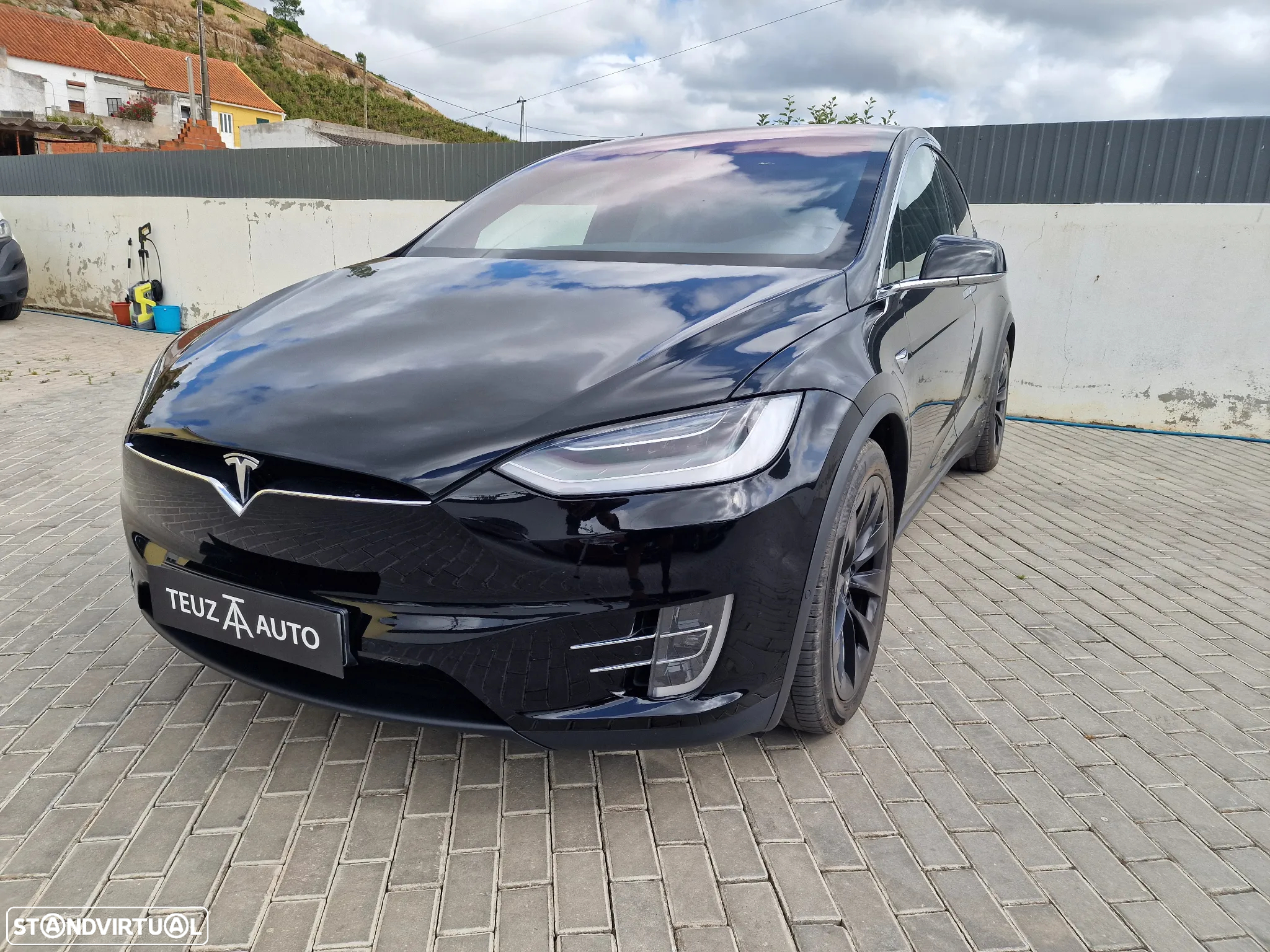 Tesla Model X Performance - 5