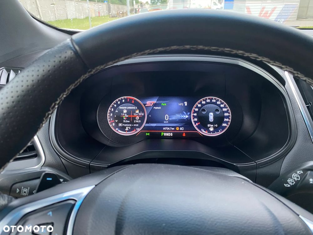 Ford Edge - 12