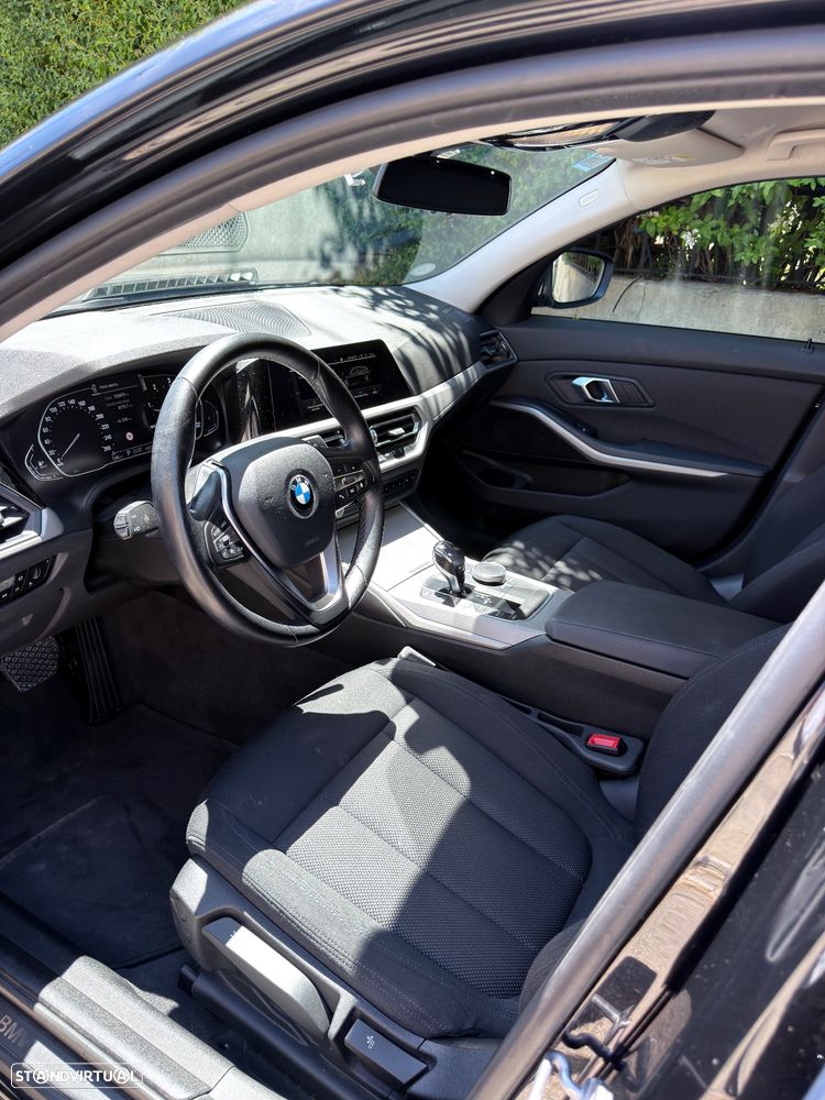 BMW 320 d Line Luxury Auto - 29