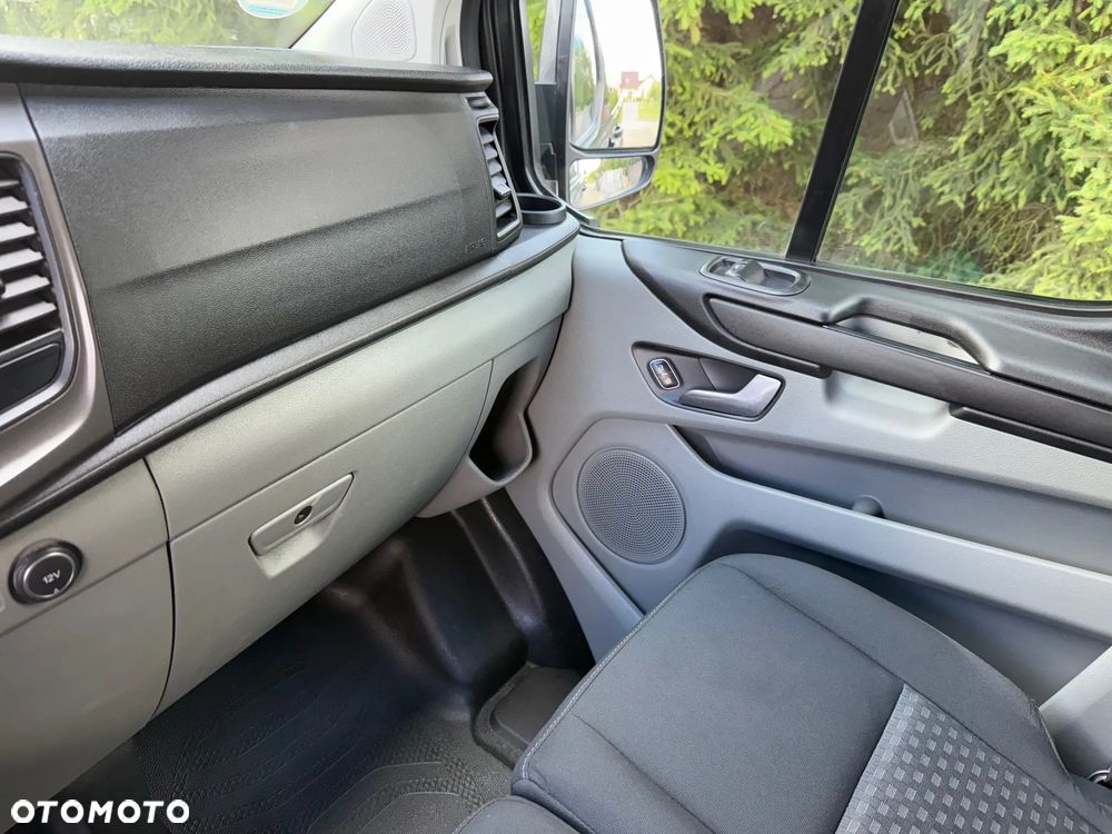 Ford Transit Custom 290 L2H1 Limited - 22