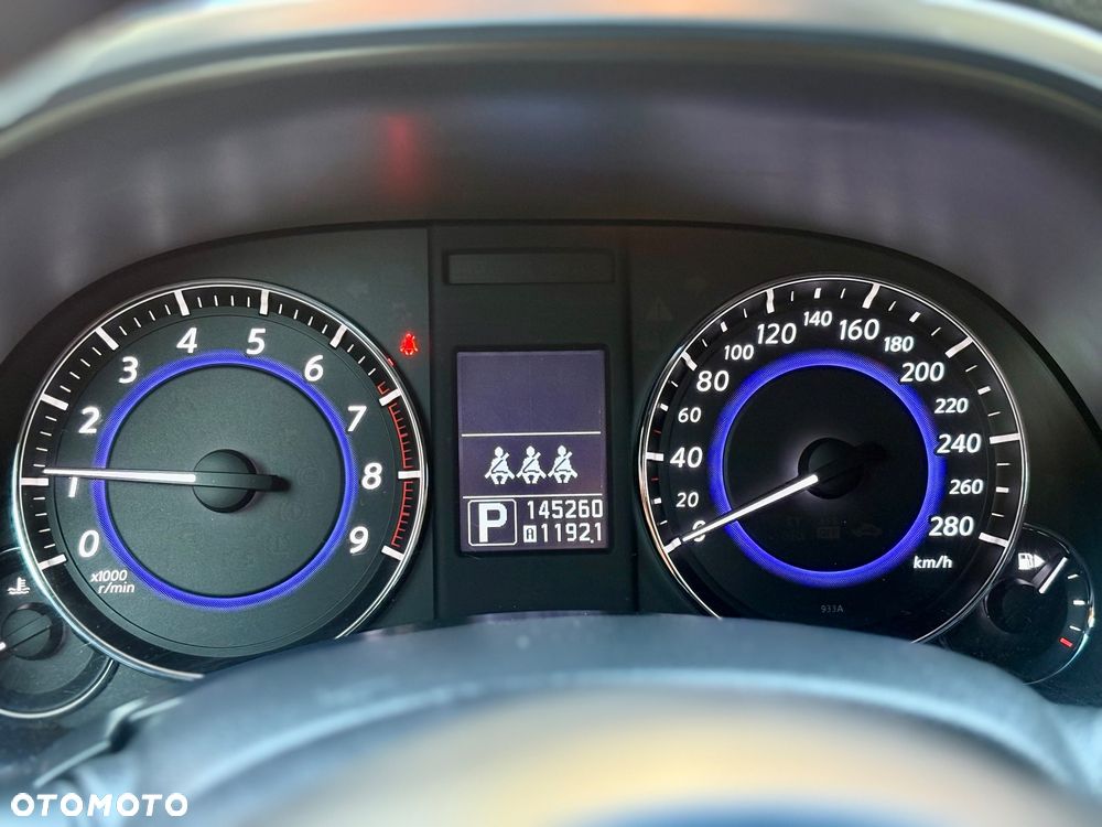 Infiniti QX70 5.0 S Premium - 24