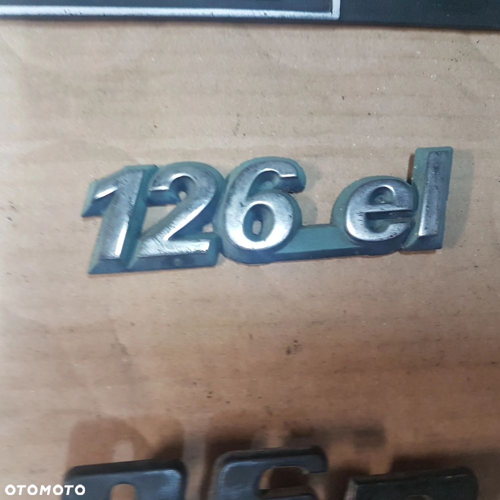 logo emblemat znaczek napis zaślepka kierownicy klakson tylna klapa 126p 126 p maluch 650 fiat fsm fiat el oryginał - 31